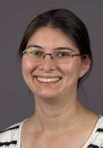 Headshot of Annie Hsu